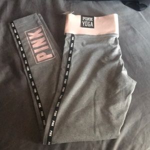 Sold❤️Victoria’s Secret pink yoga leggings